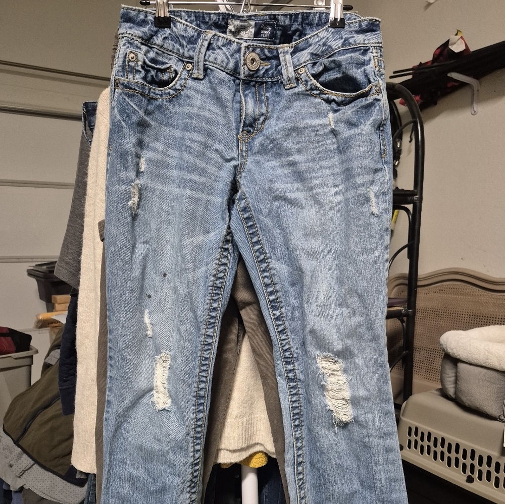Aeropostale Distressed Skinny Flare Jeans